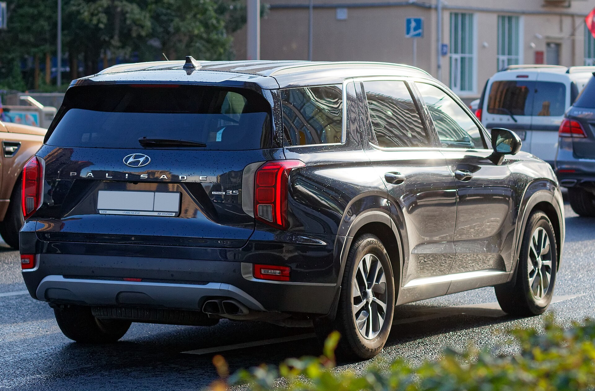 Hyundai будет выпускать в России субкомпактный кроссовер (видео)