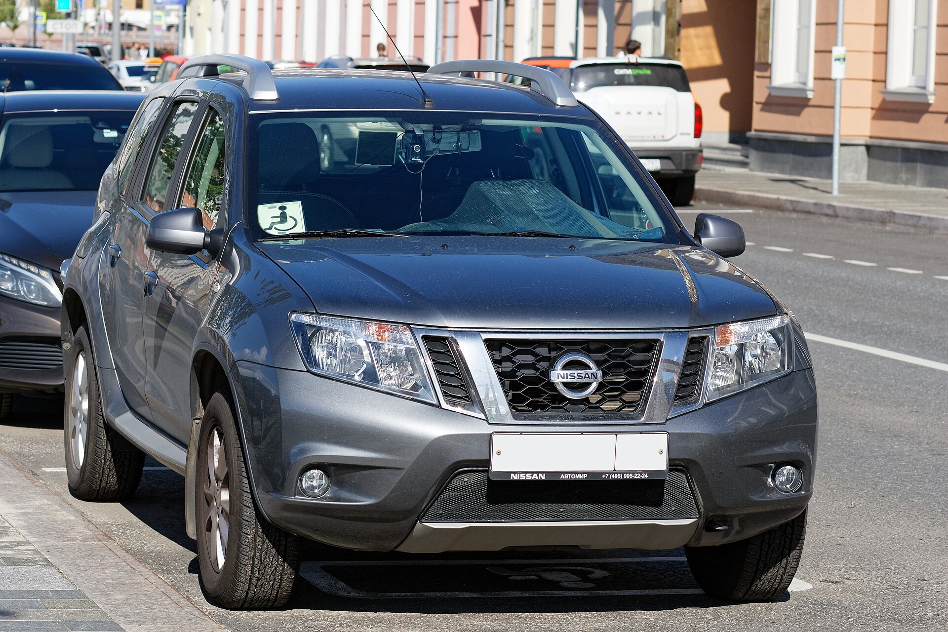 Nissan представил пикап Frontier Desert Runner для гонок в пустыне