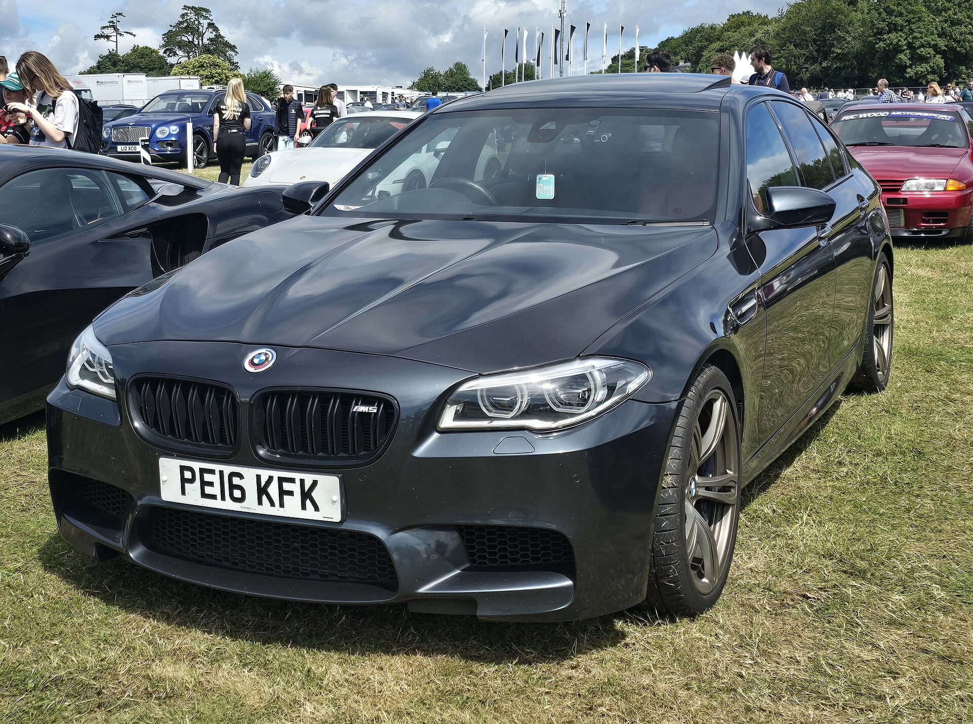 ​​Баварцы выложили подробную информацию о новом BMW M5