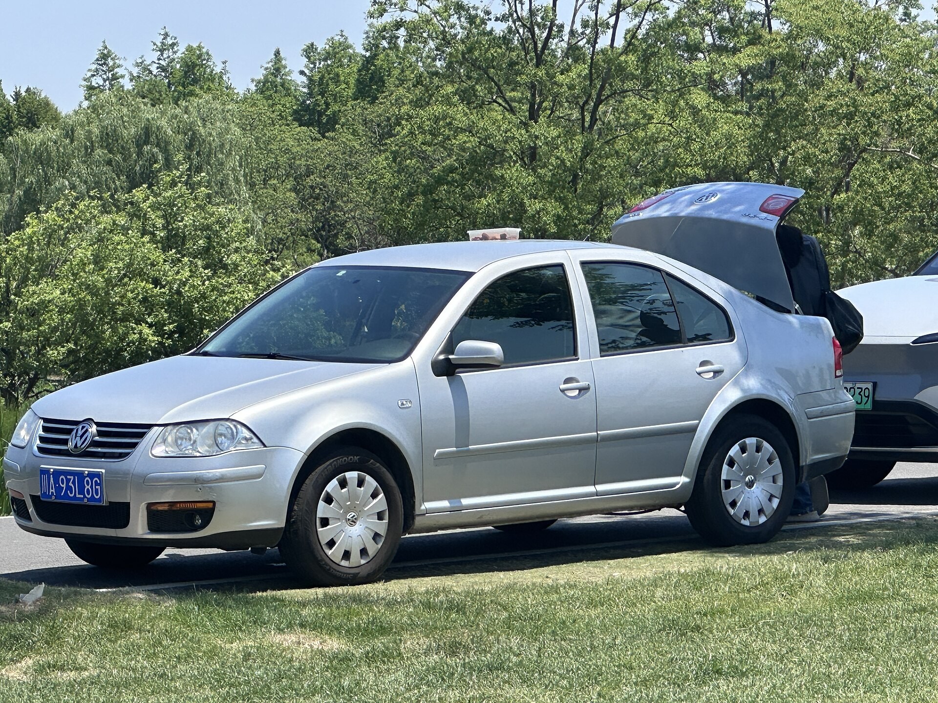 К выходу обновленного Volkswagen Suran